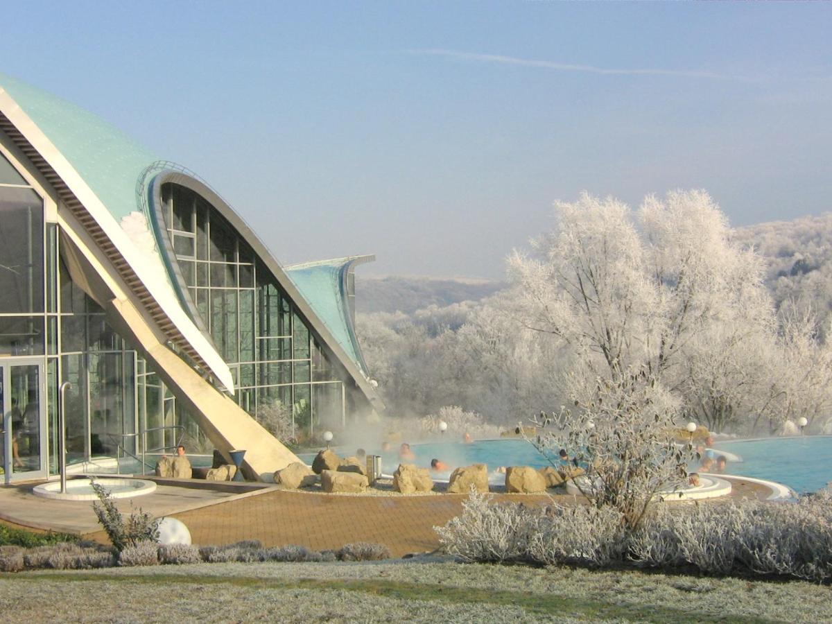 Hotel An Der Therme Bad Sulza Exterior foto